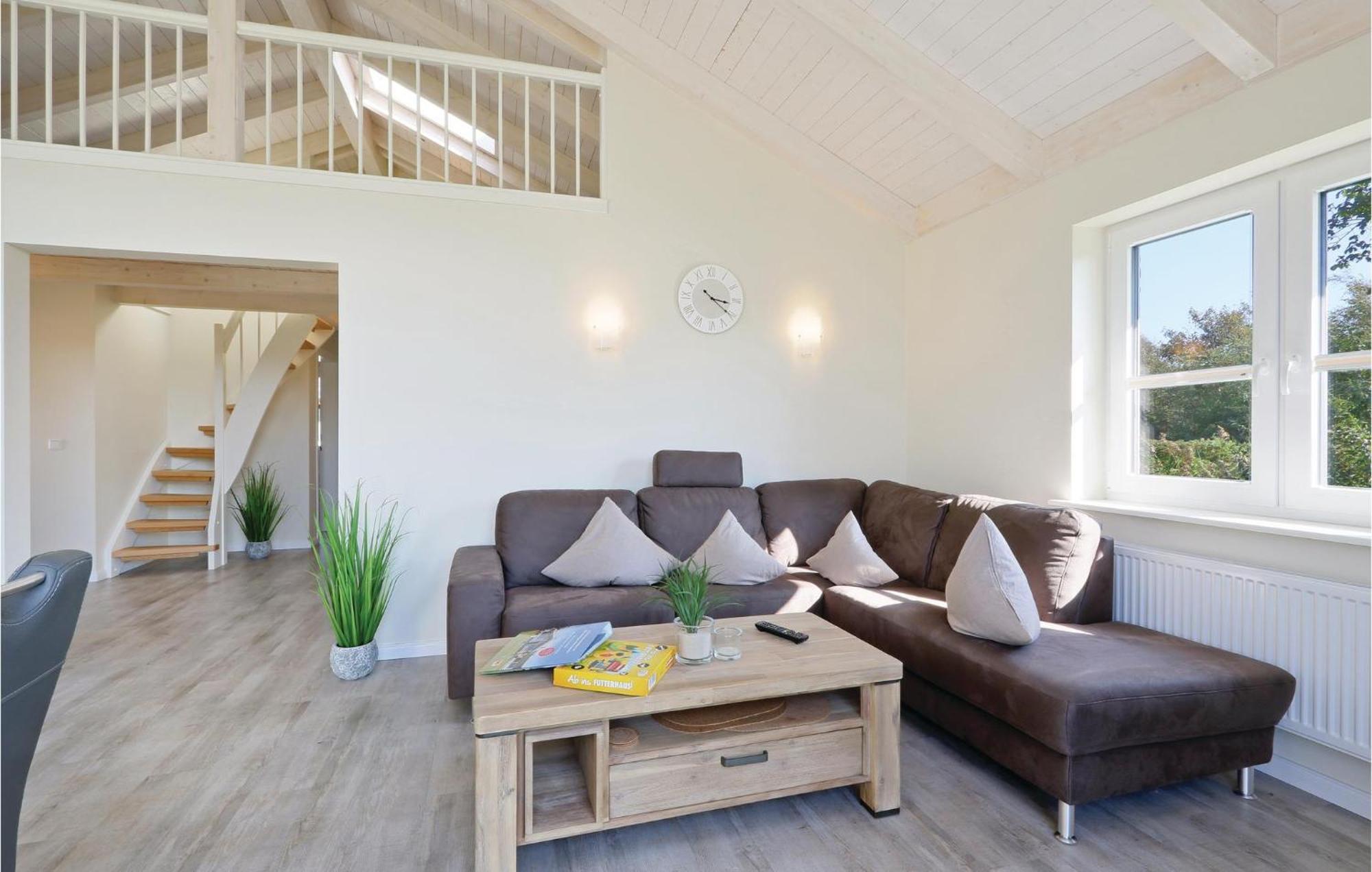 Awesome Home In Dagebuell With Kitchen 외부 사진